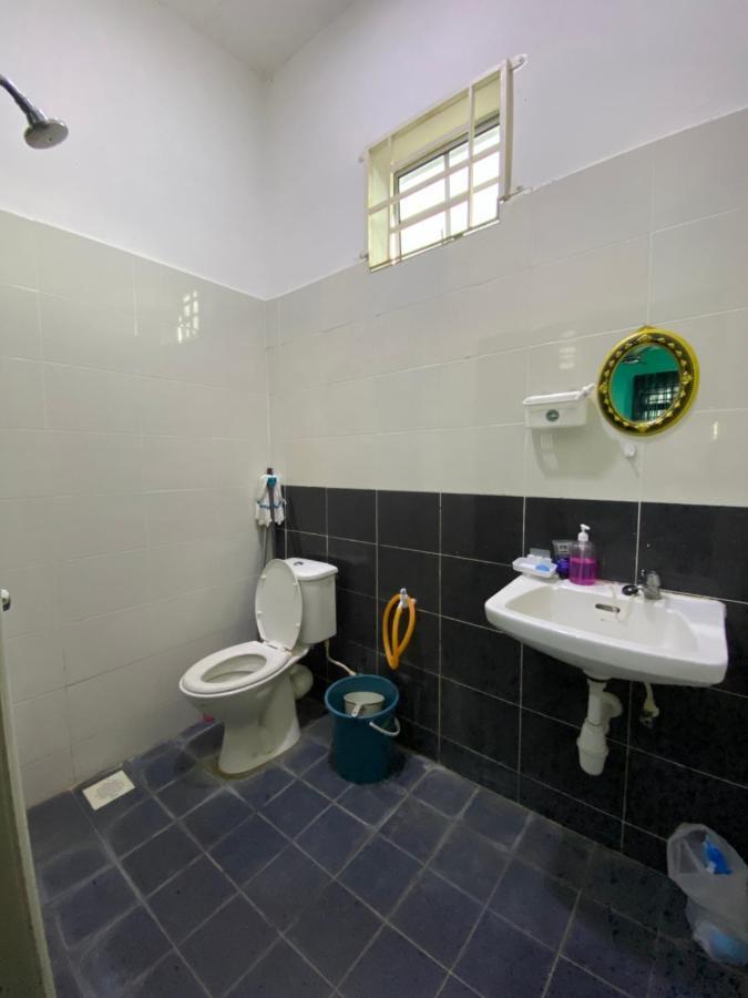 Desyafiq Homestay Kuala Kedah Exterior foto